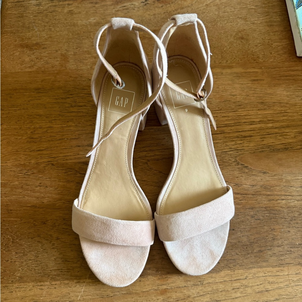 GAP Women's Blush Pink Ankle-Strap Block Heel Sandals